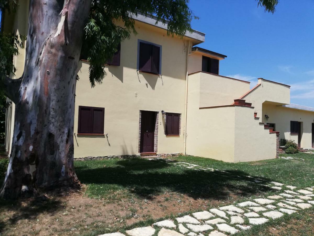 Agriturismo Le Folaghe Terracina Exterior foto